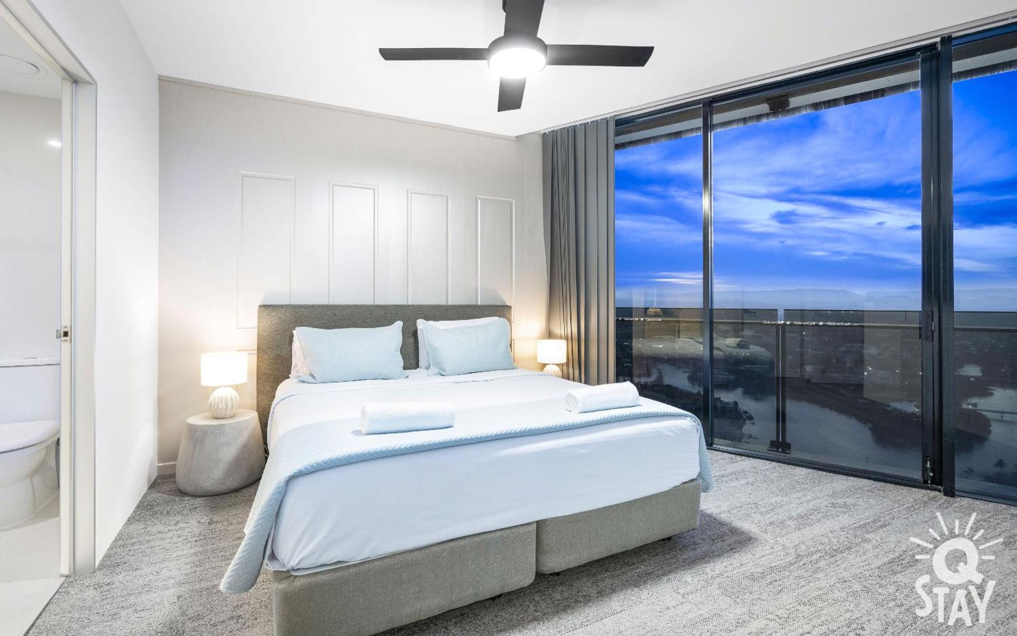 Circle On Cavill Surfers Paradise Mid Week Madness Deal - Q Stay Голд-Кост Экстерьер фото