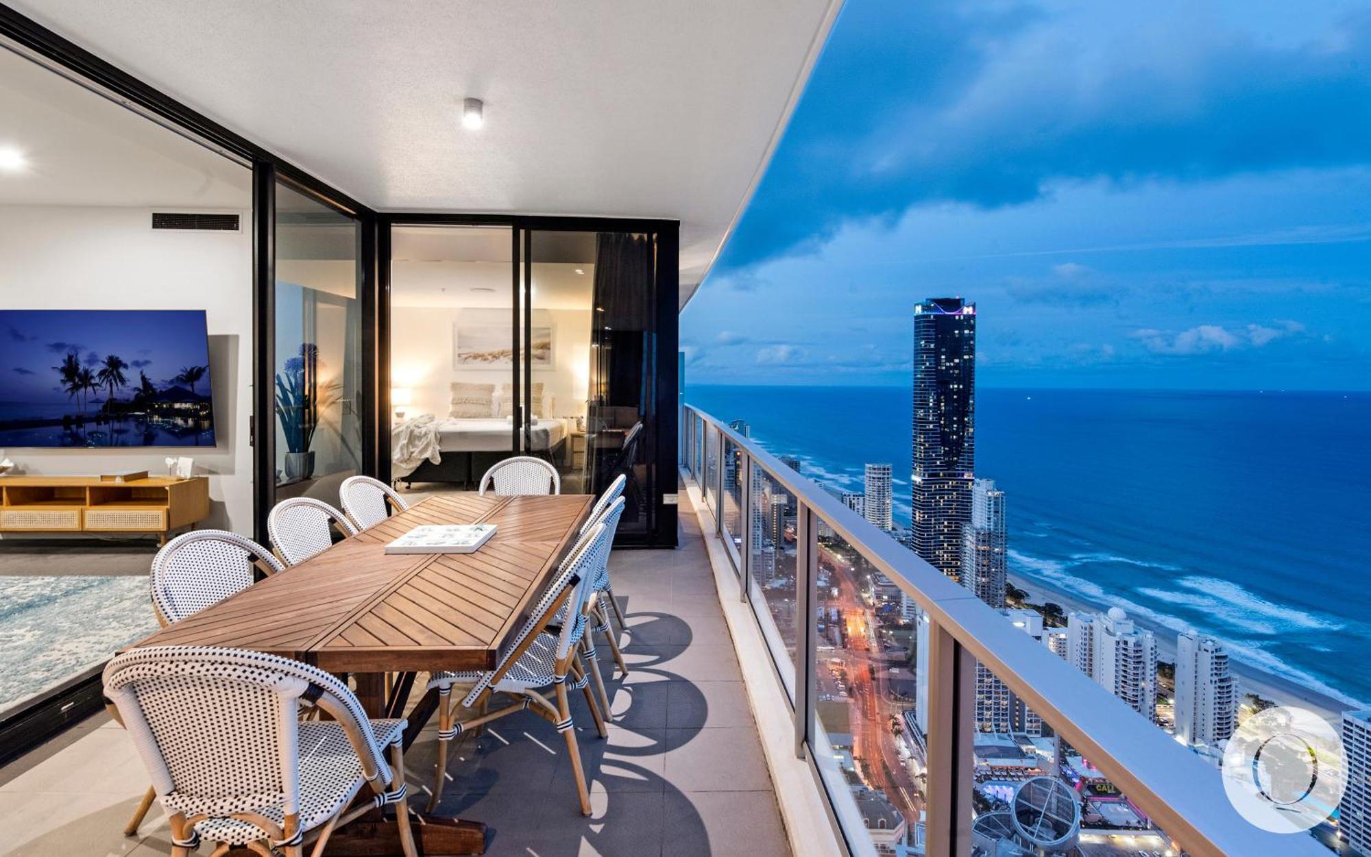 Circle On Cavill Surfers Paradise Mid Week Madness Deal - Q Stay Голд-Кост Экстерьер фото