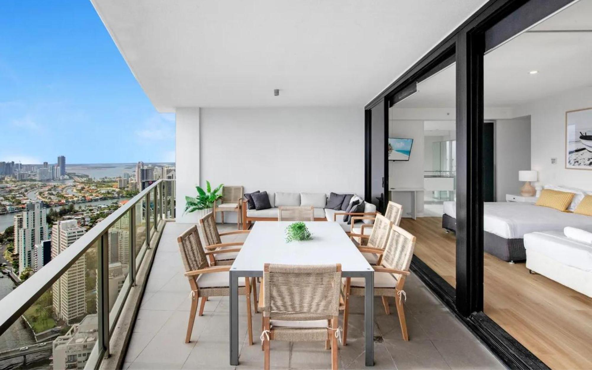 Circle On Cavill Surfers Paradise Mid Week Madness Deal - Q Stay Голд-Кост Экстерьер фото