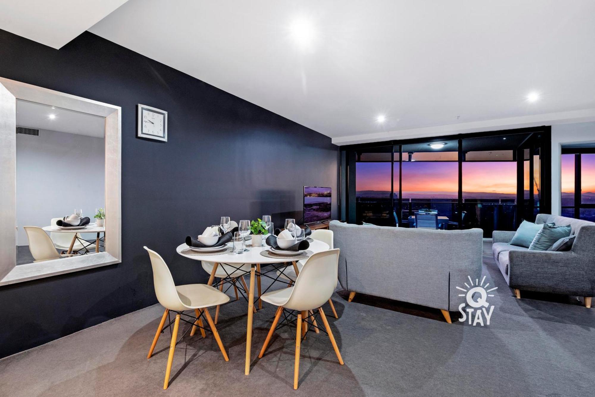 Circle On Cavill Surfers Paradise Mid Week Madness Deal - Q Stay Голд-Кост Экстерьер фото
